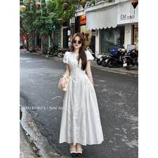 Váy voan trắng nhẹ nhàng tay bồng, tay dài vintage